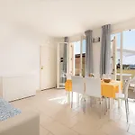 Aparthotel Marina Salivoli 4*