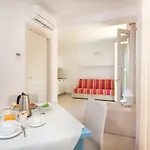 Marina Salivoli Aparthotel