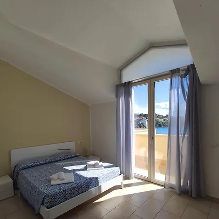 Marina Salivoli Appart hôtel 2*