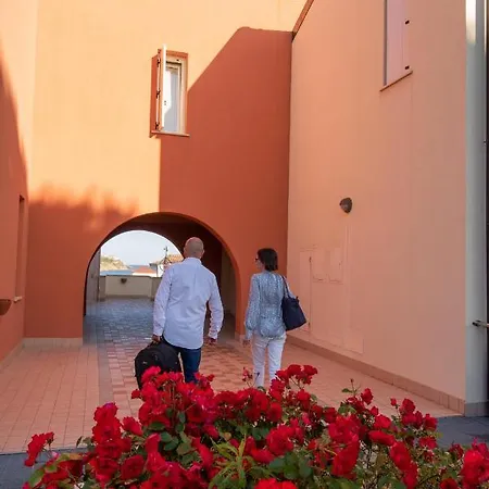 Appart hôtel Marina Salivoli 2*