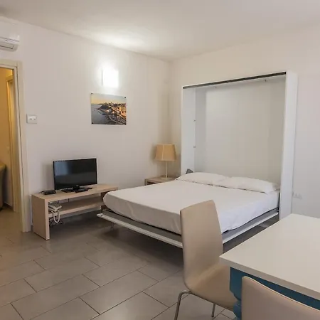 Appart hôtel Marina Salivoli 2*
