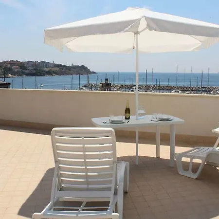 Marina Salivoli 4*