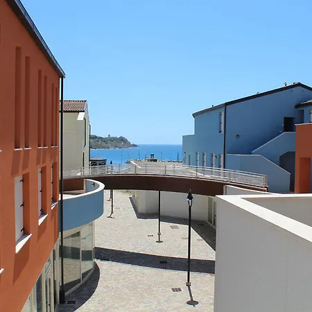 Marina Salivoli Lejlighedshotel 4*