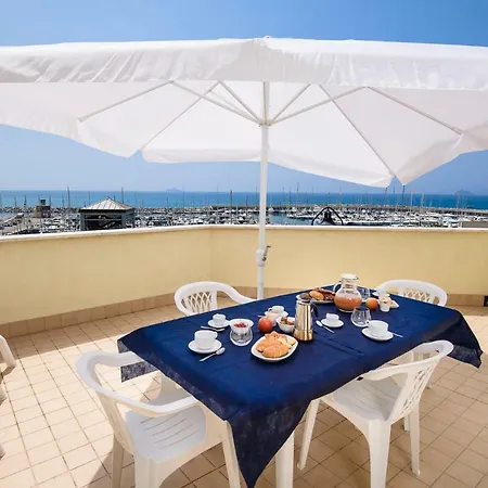 Marina Salivoli Appart hôtel