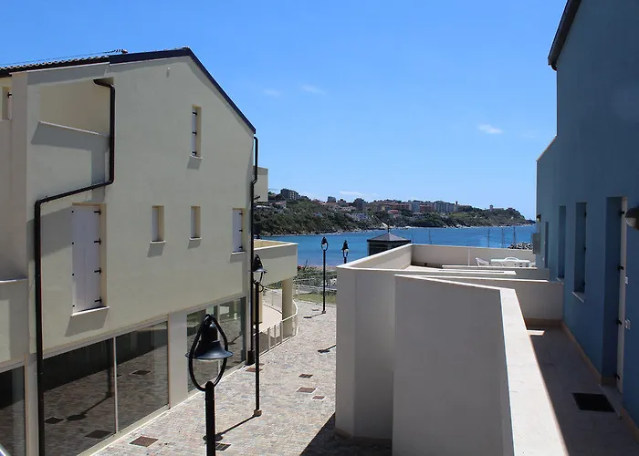 Aparthotel Marina Salivoli 4*